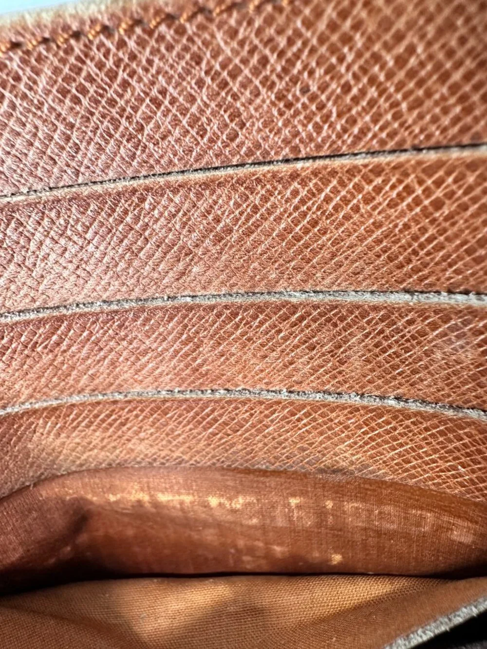 Louis Vuitton Malletier Wallet Brown Leather LV Monogram